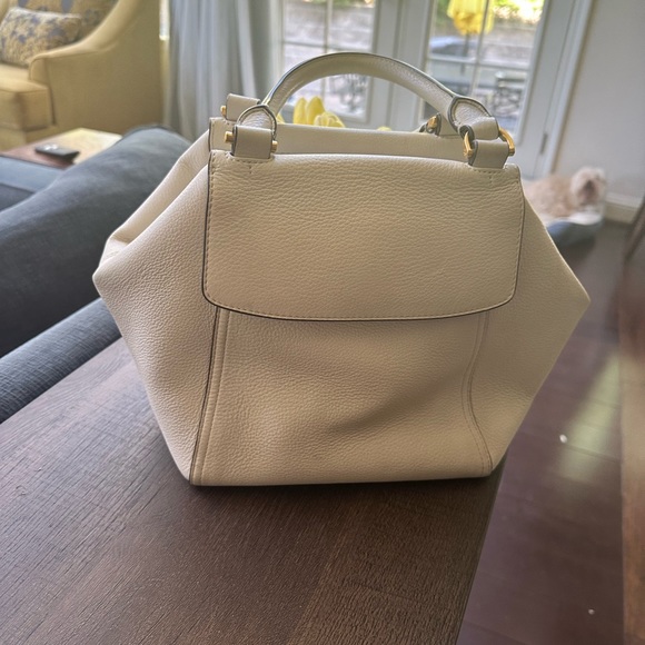 Tory Burch - Picture 2 of 6